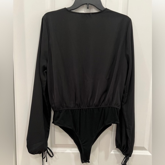 Revolve About Us Black Deep Neck Bodysuit - Picture 4 of 4